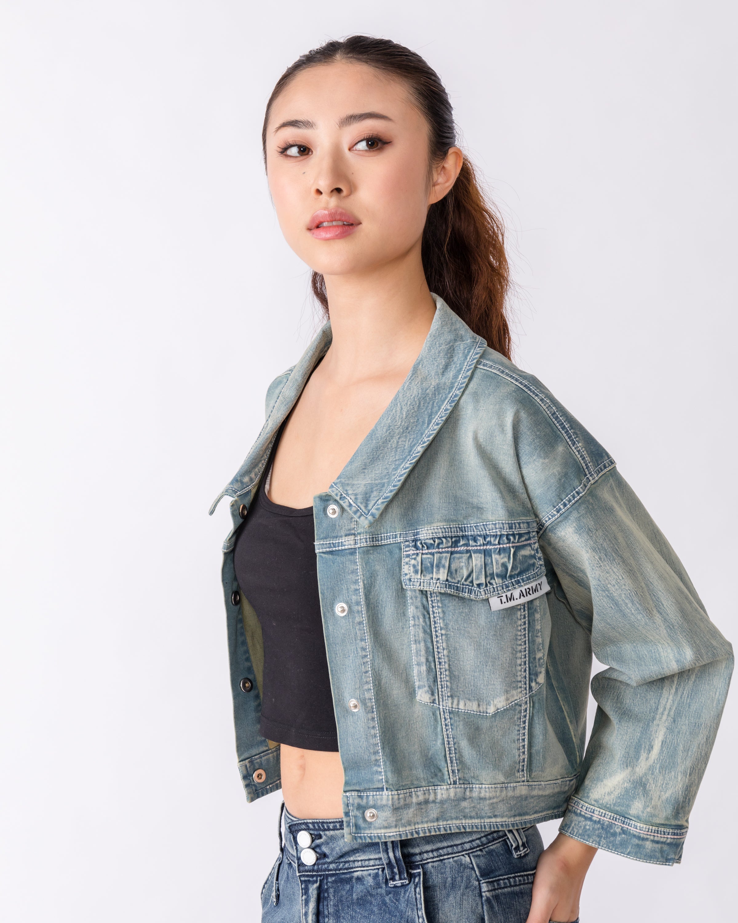 TOUGH JEANSMITH Heavy-washed short denim jacket