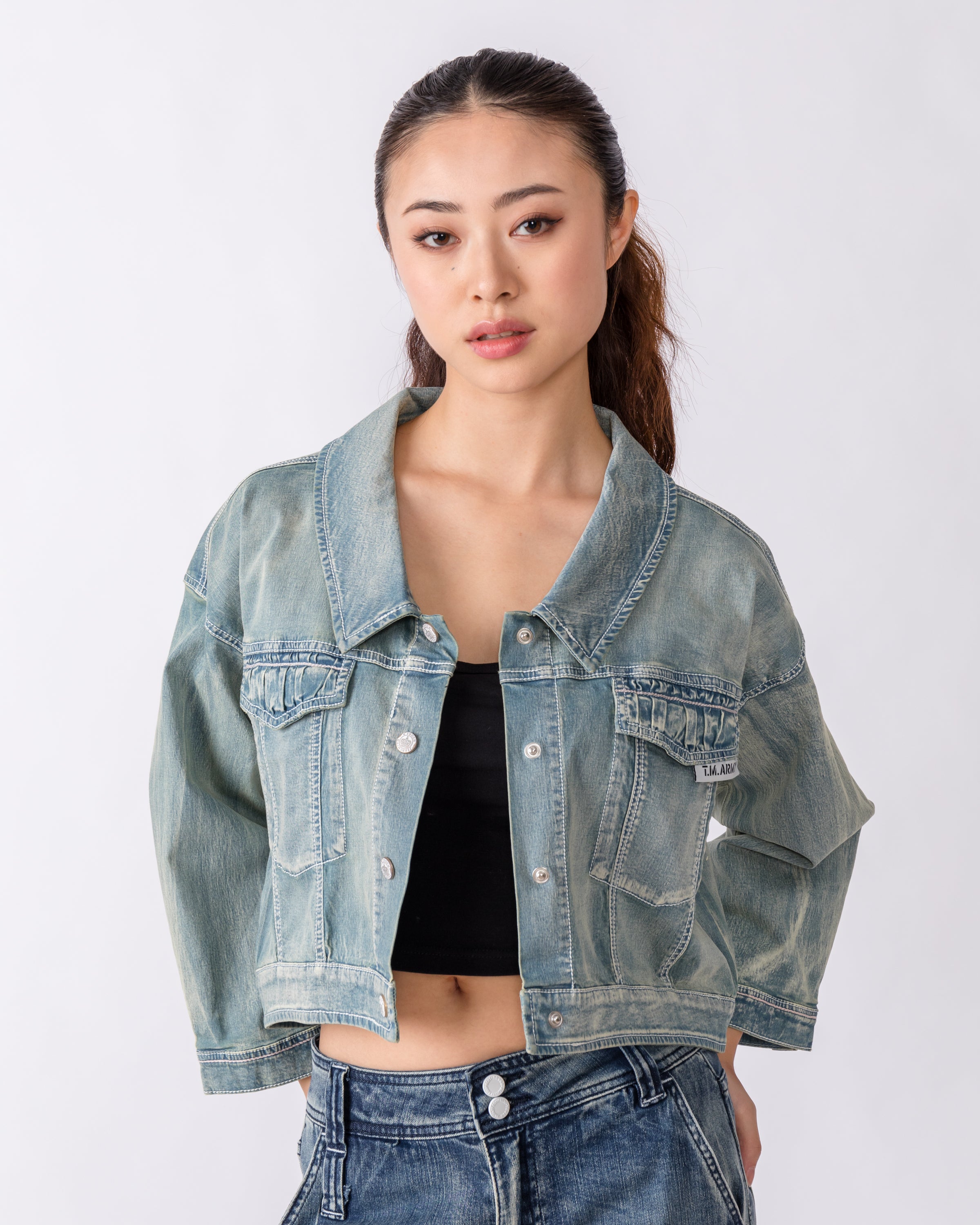 TOUGH JEANSMITH Heavy-washed short denim jacket