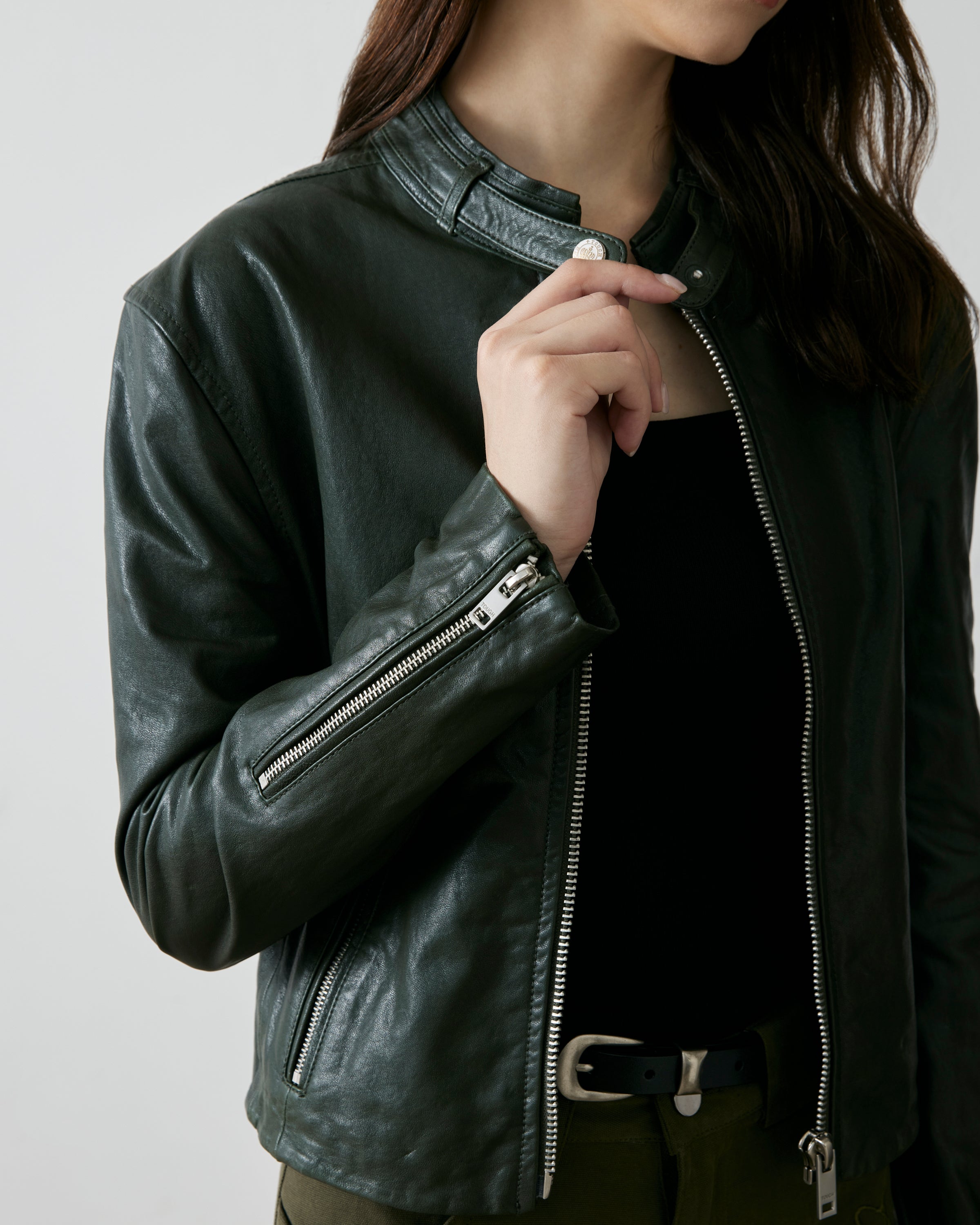 TOUGH JEANSMITH Small collar zipper leather jacket #T23F-815