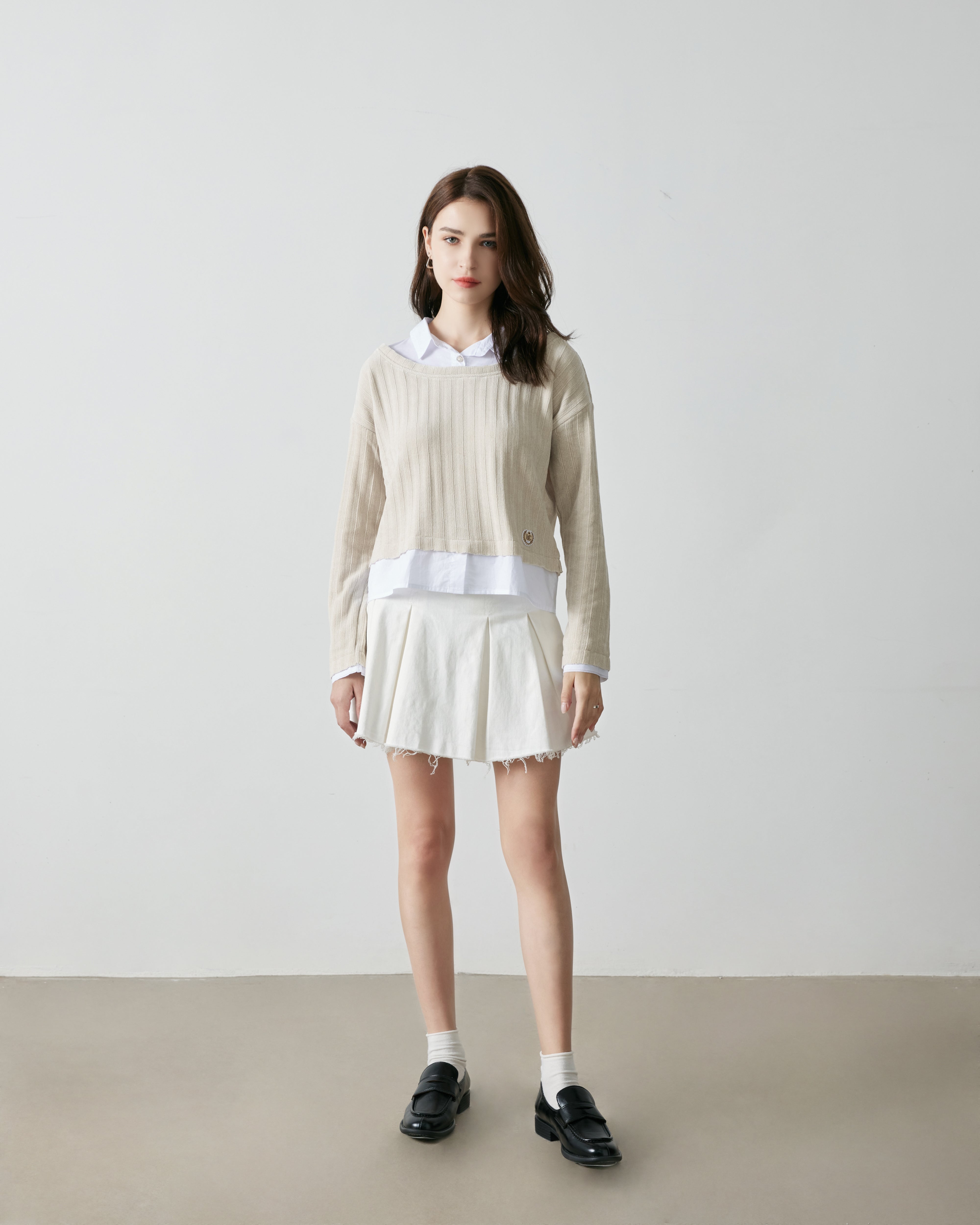 University of Carnaby White Skirt